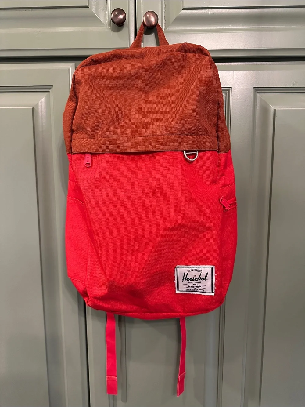 Herschel Supply Company contrast colour